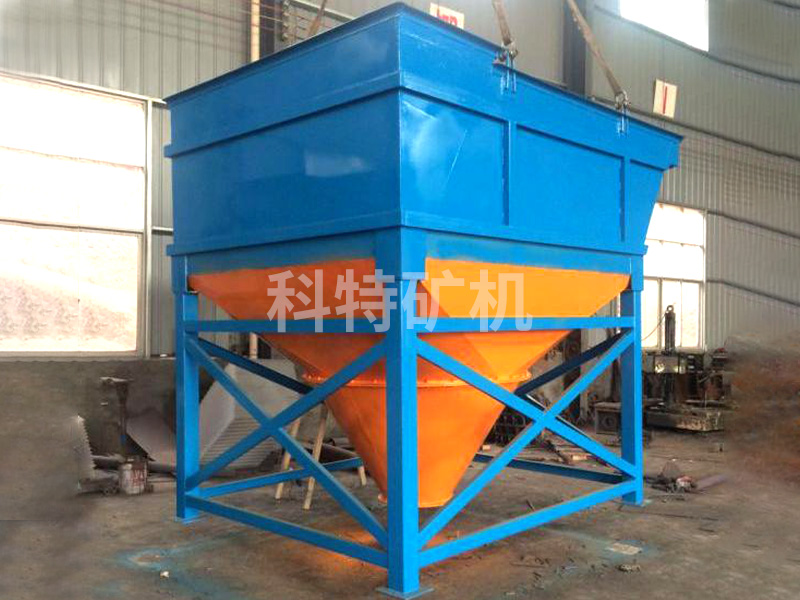 Inclined tube thickener